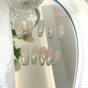 Press on nails